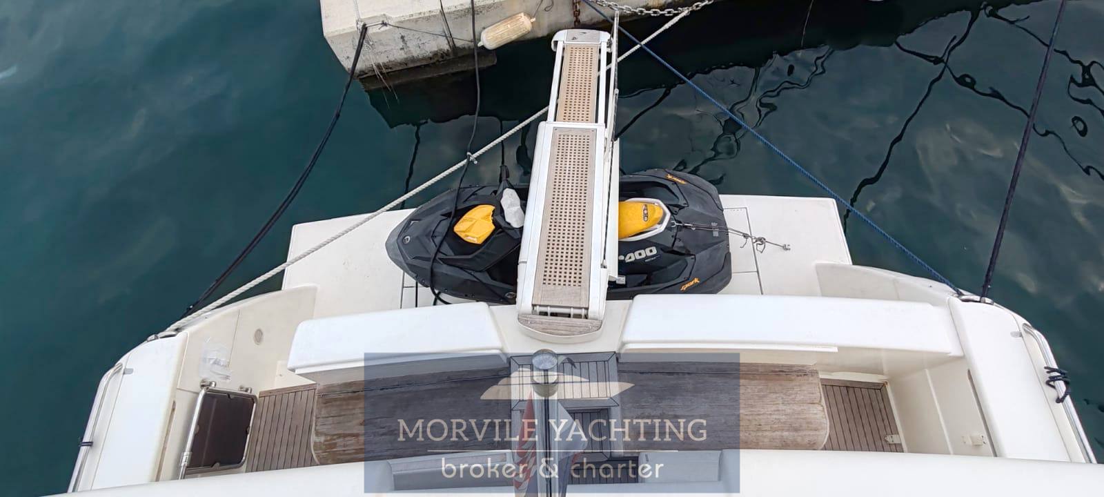 Ferretti yachts 630 Barco de motor usado para venta