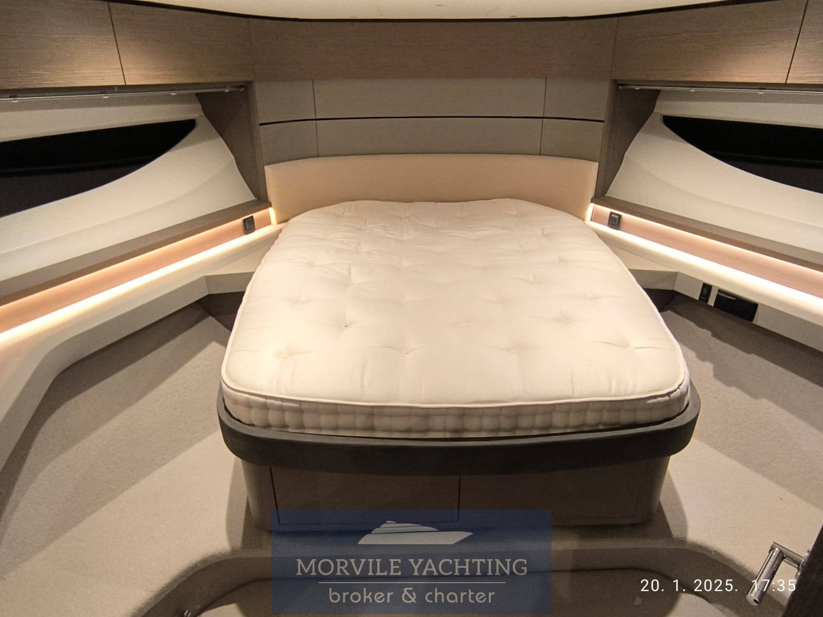 Princess yachts V60 Express Cruiser