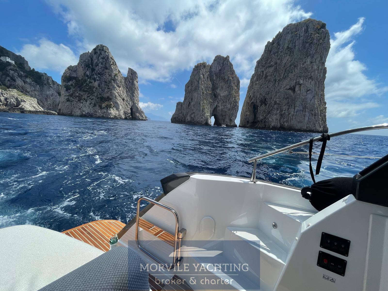 Beneteau Gt 41 Моторная лодка используется для продажи