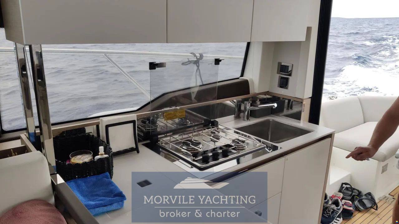 Prestige yacht 460 barca a motore
