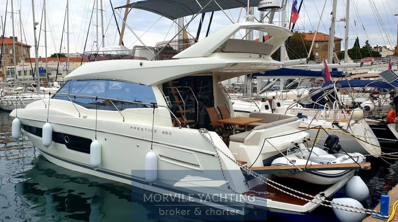 Prestige yacht 460 
