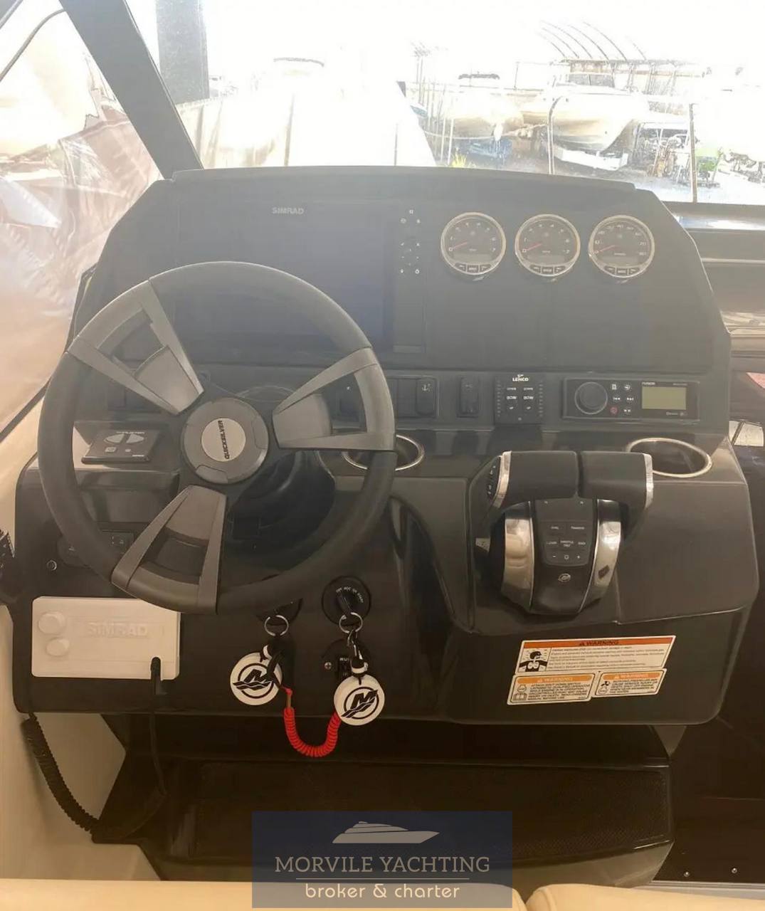 Quicksilver 875 sundeck usato