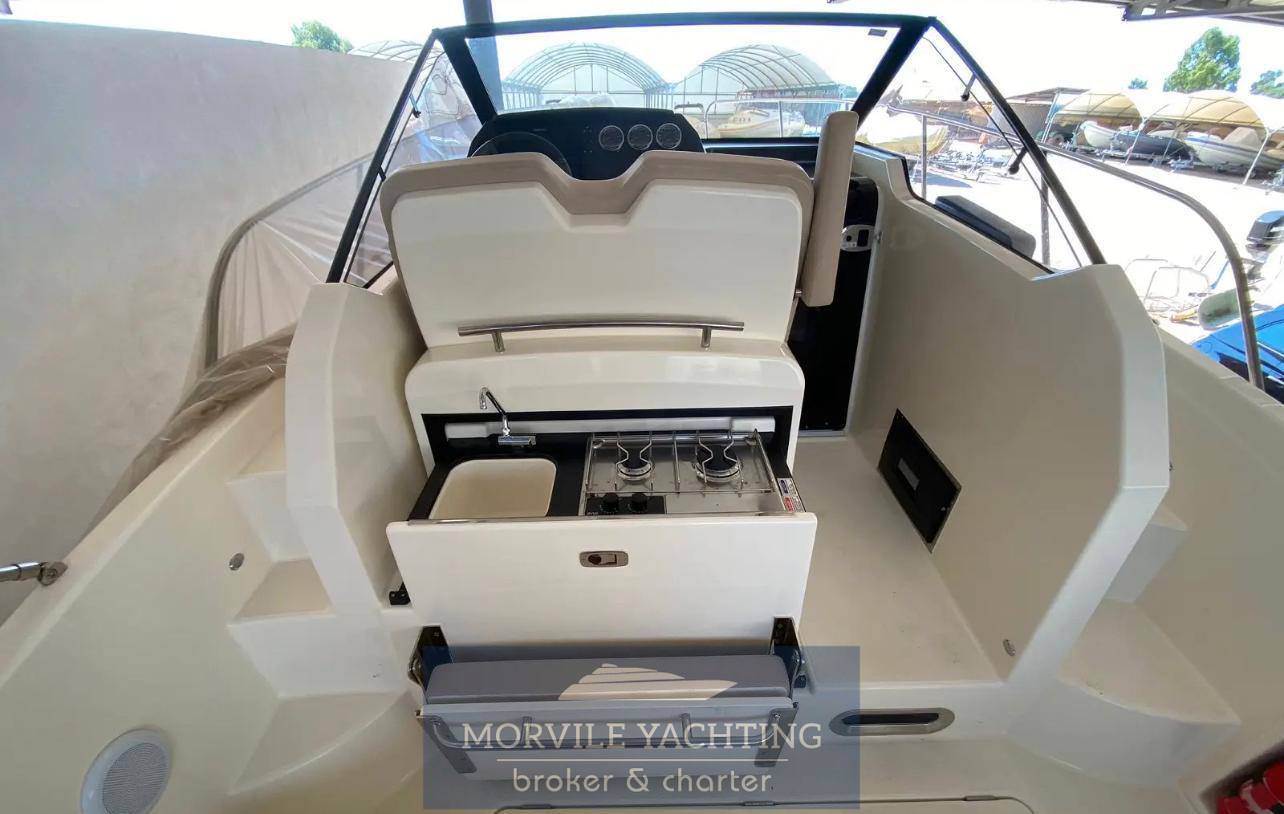 Quicksilver 875 sundeck Open