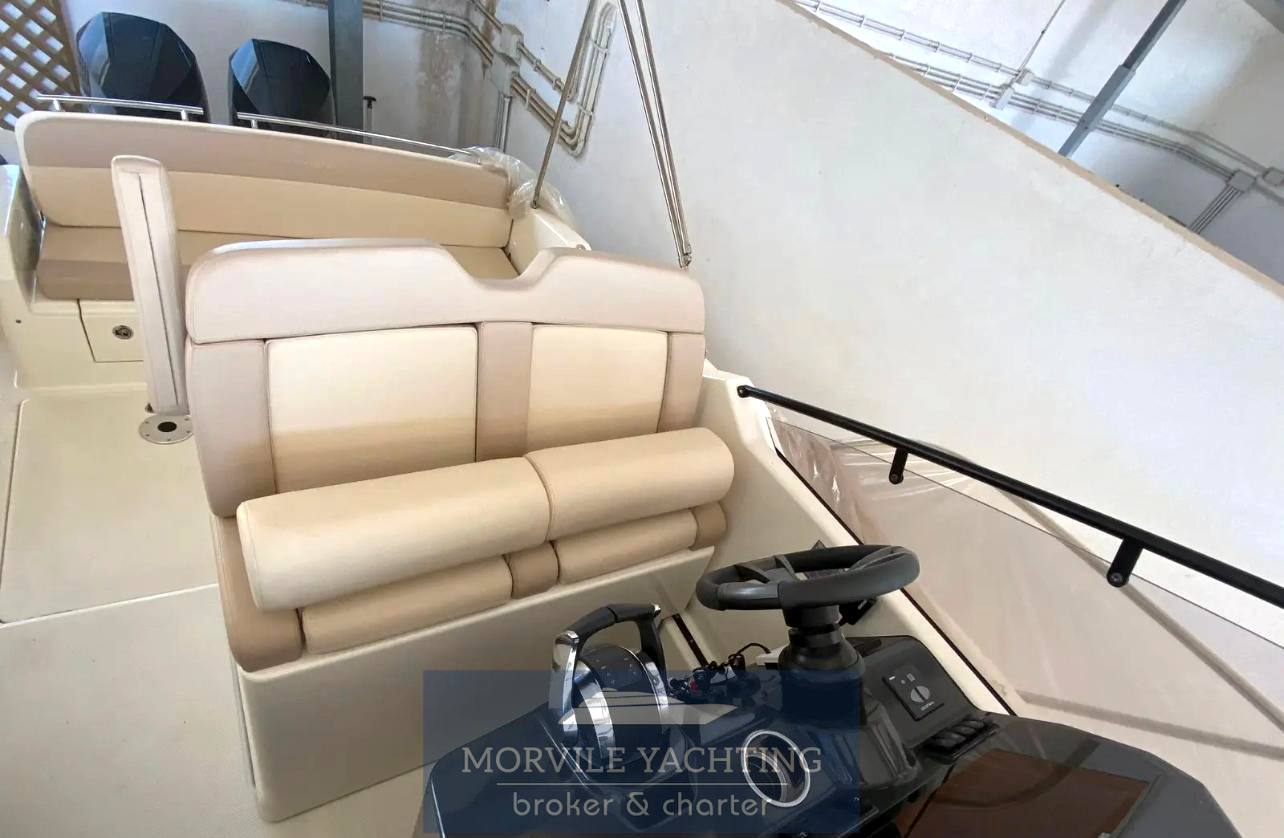 Quicksilver 875 sundeck barca a motore