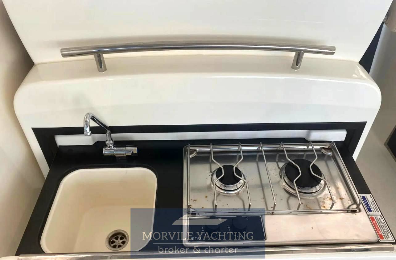 Quicksilver 875 sundeck barca a motore