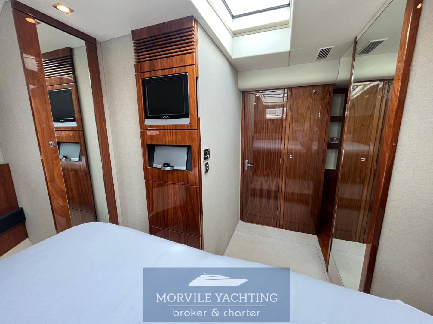 Fairline Squadron 65 barca a motore