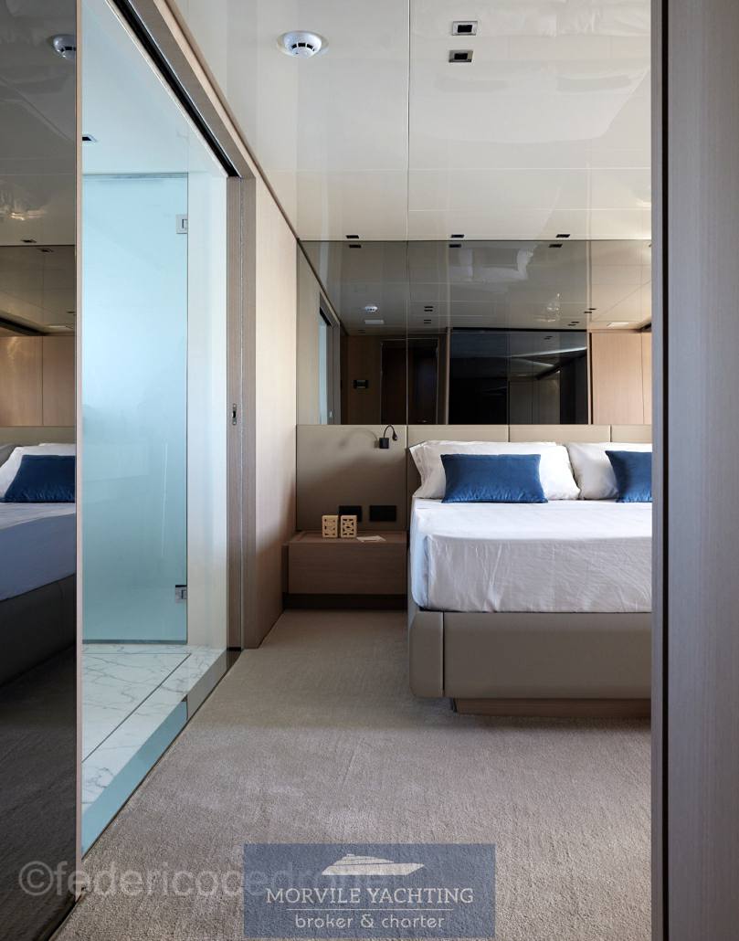 Sanlorenzo 88 Motoryacht charter