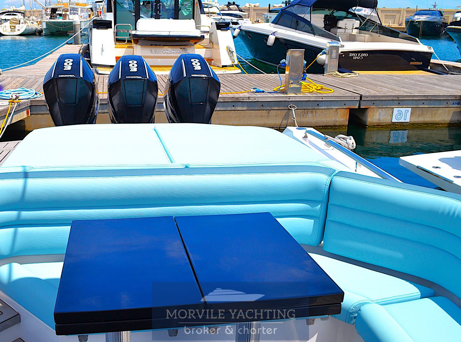 Mv marine Mito 40 charter
