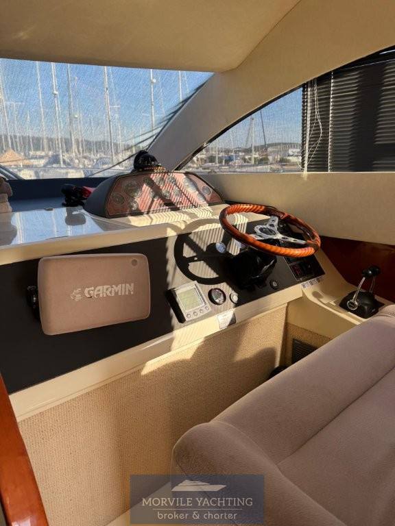 Fairline Phantom 40 barca a motore