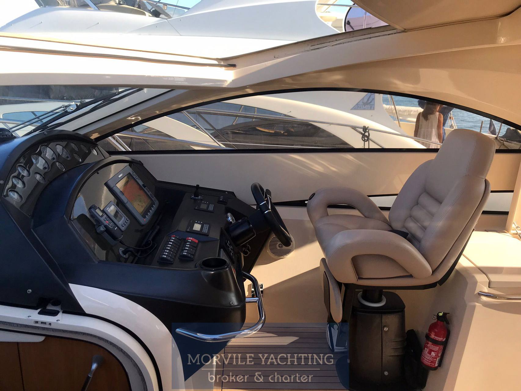 Sunseeker Portofino 53 mk ii barca a motore