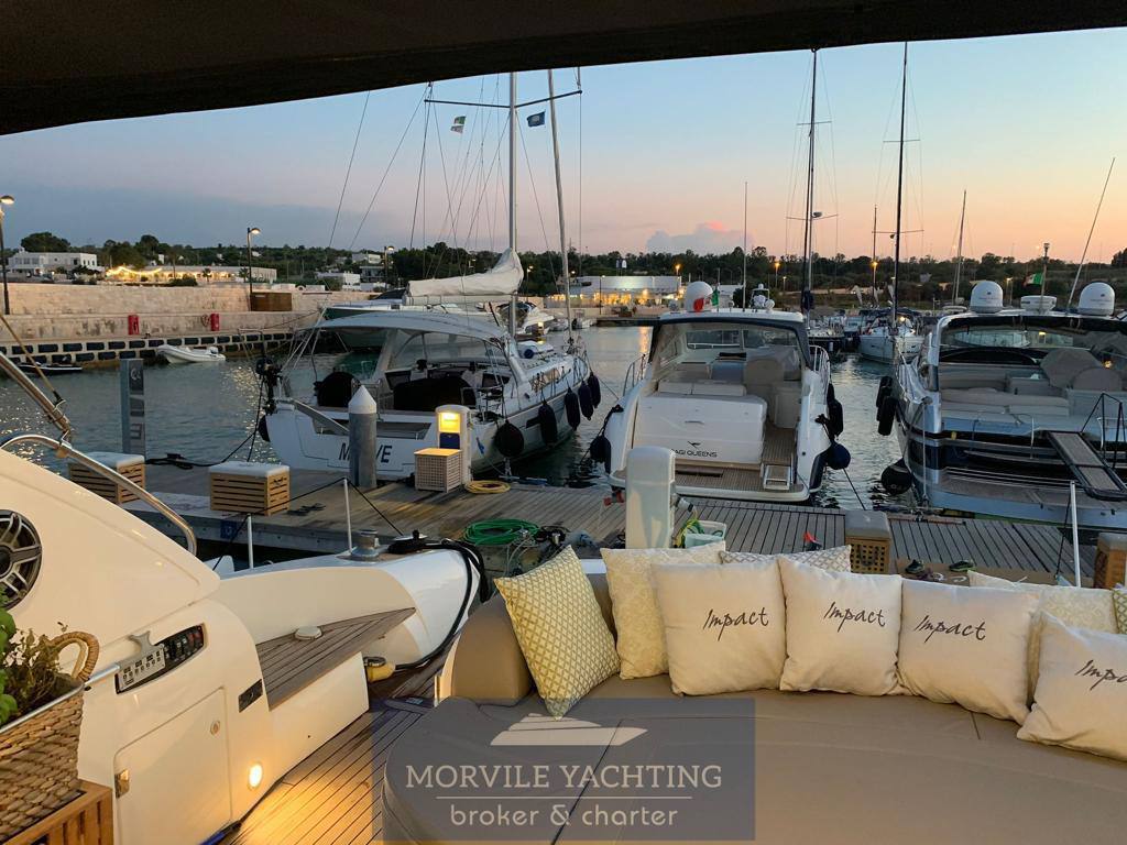 Sunseeker Predator 68 barca a motore