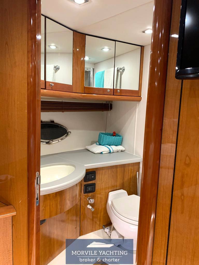 Sunseeker Predator 68 Hard top