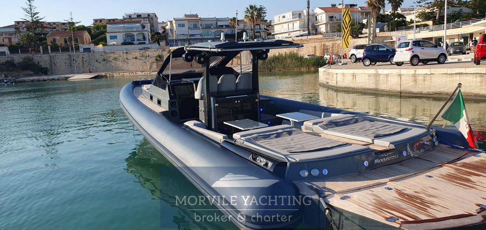 Magazzu' Mx 14 barca a motore