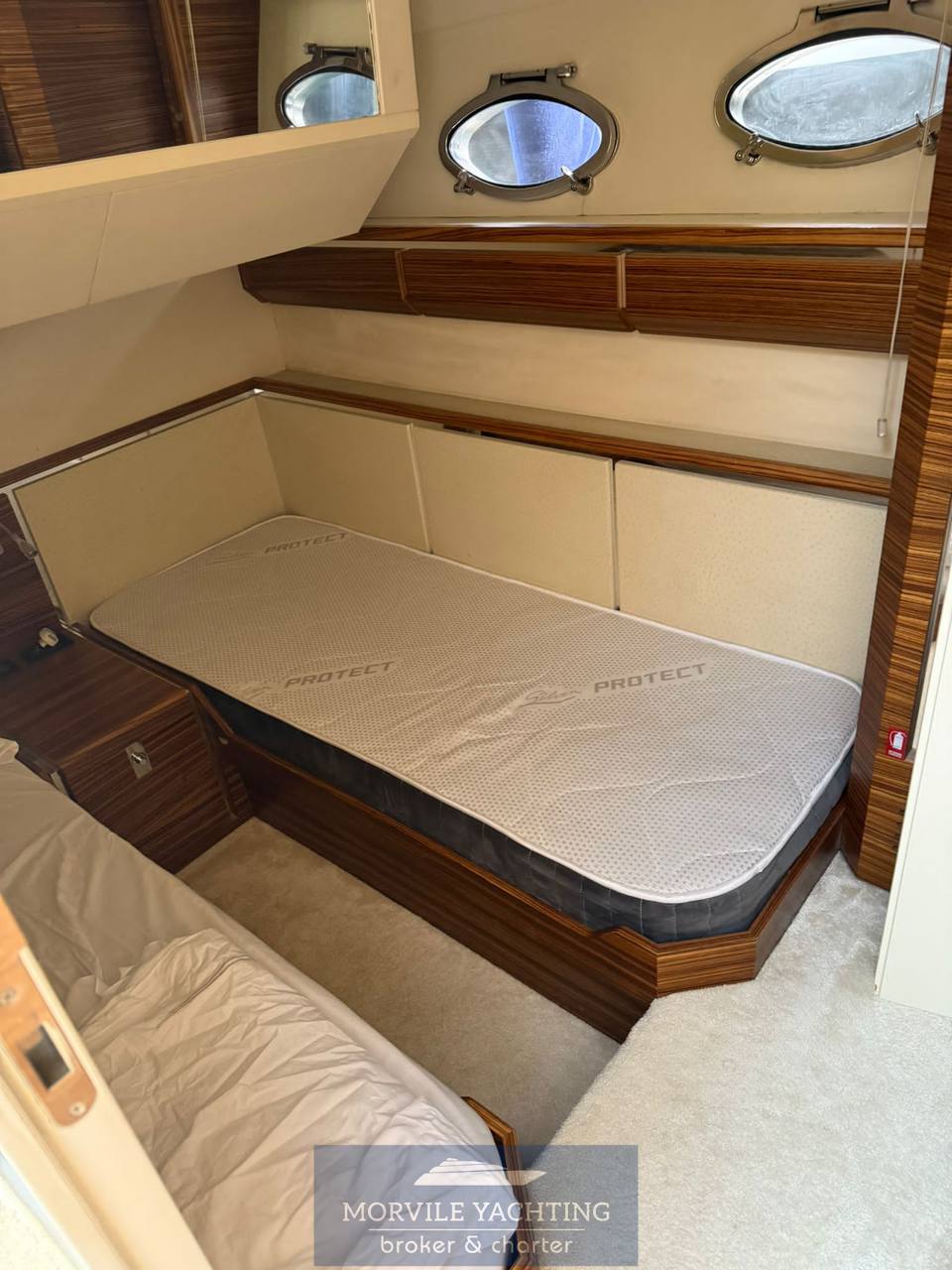 Itama Fifty five Motor boat used for sale