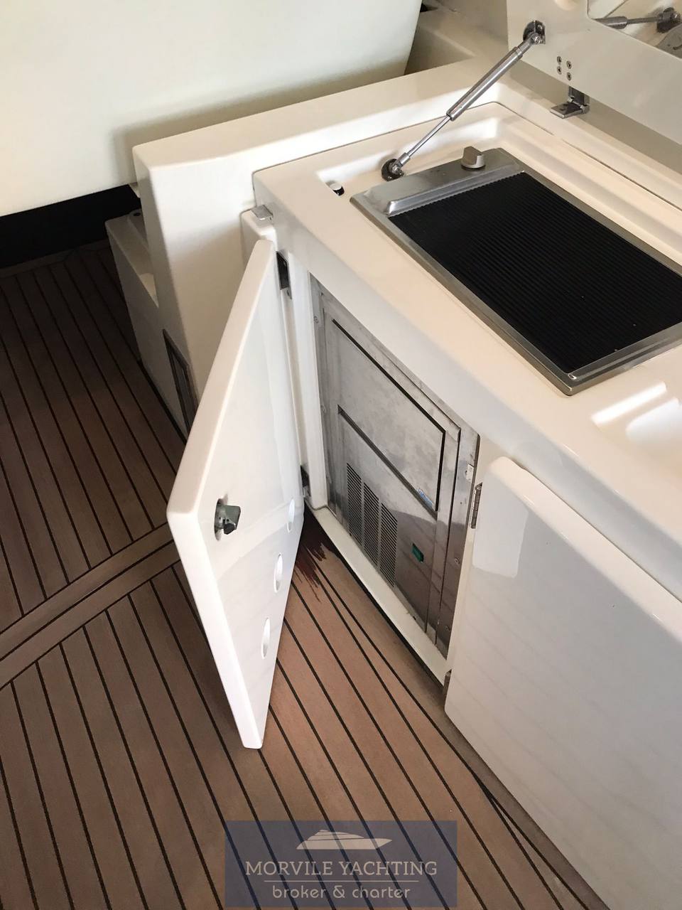 Absolute 56 ht Hard top used