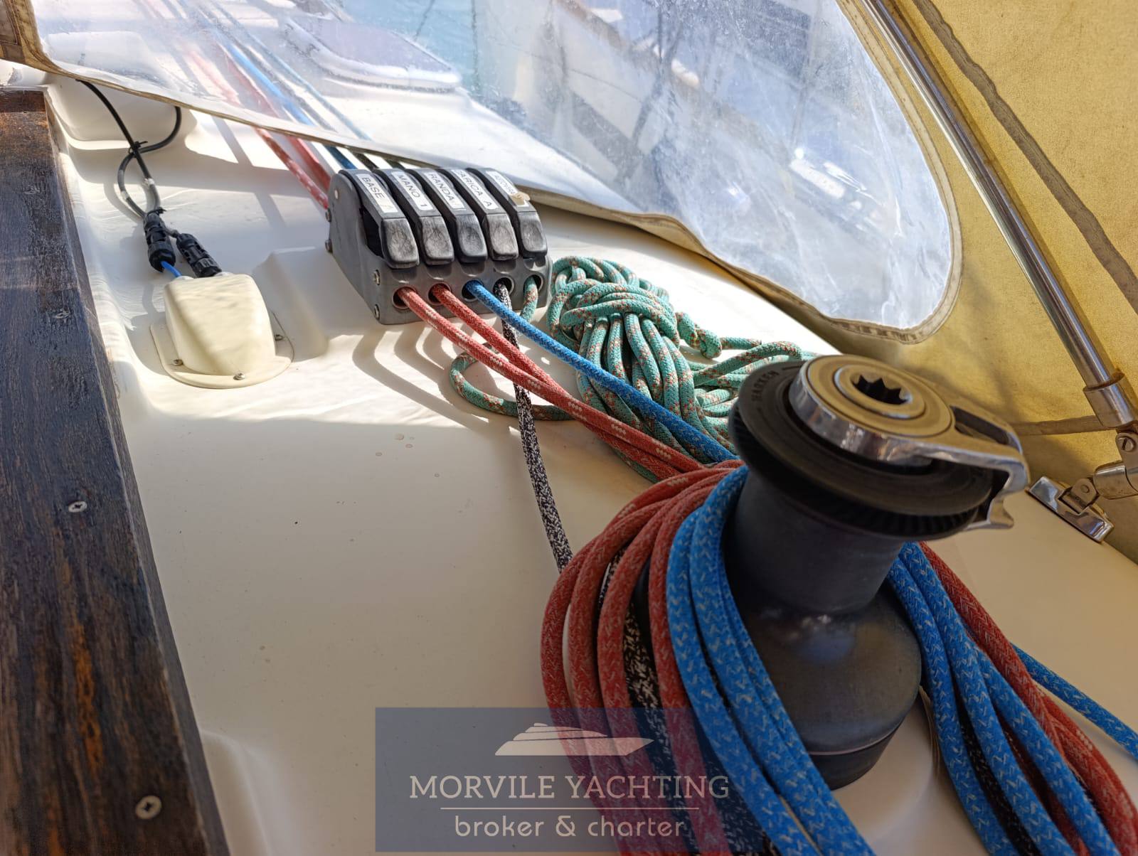 Hanse 371 barca a vela