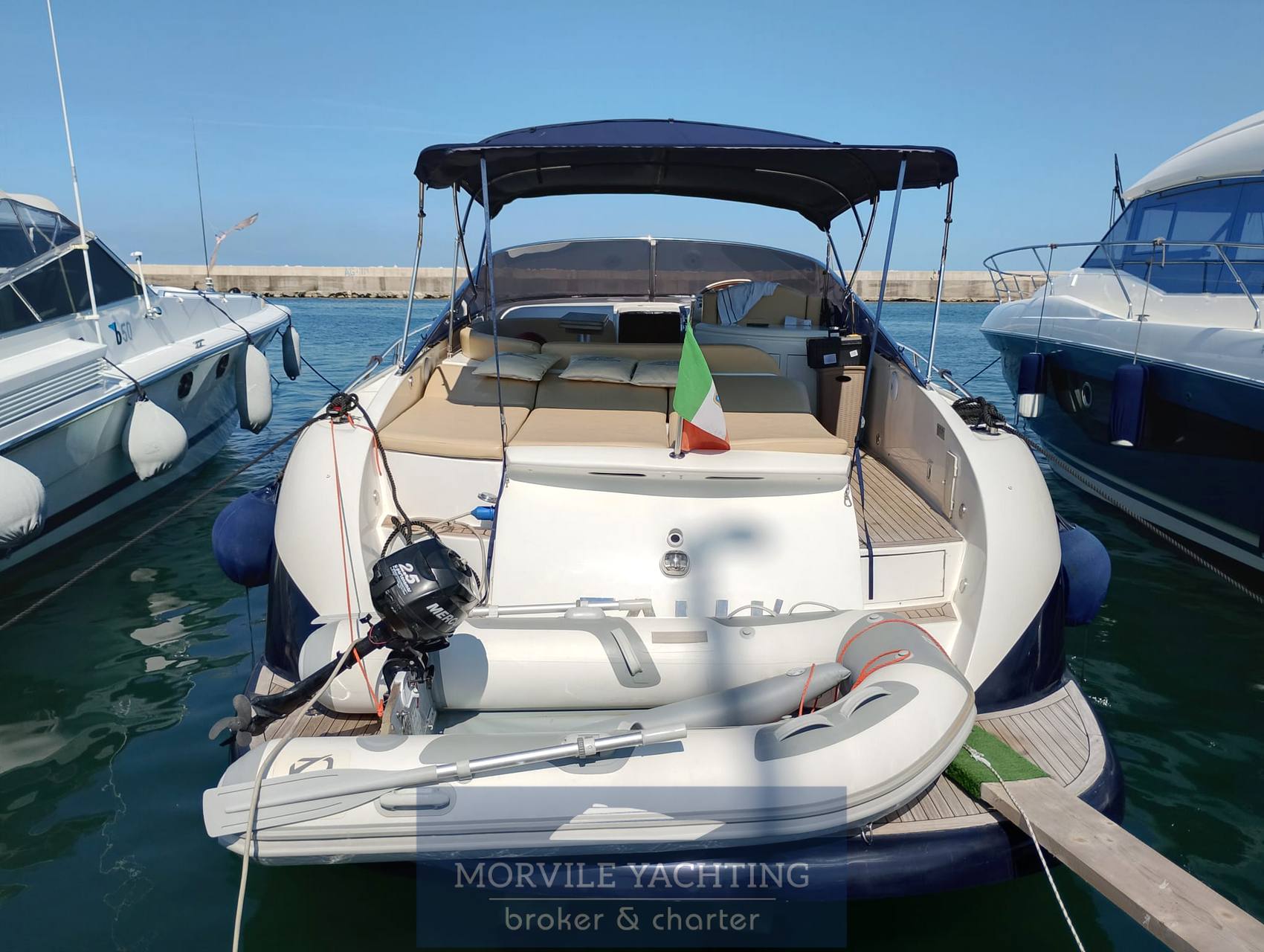 Marine yachting Mig 43 motor boat
