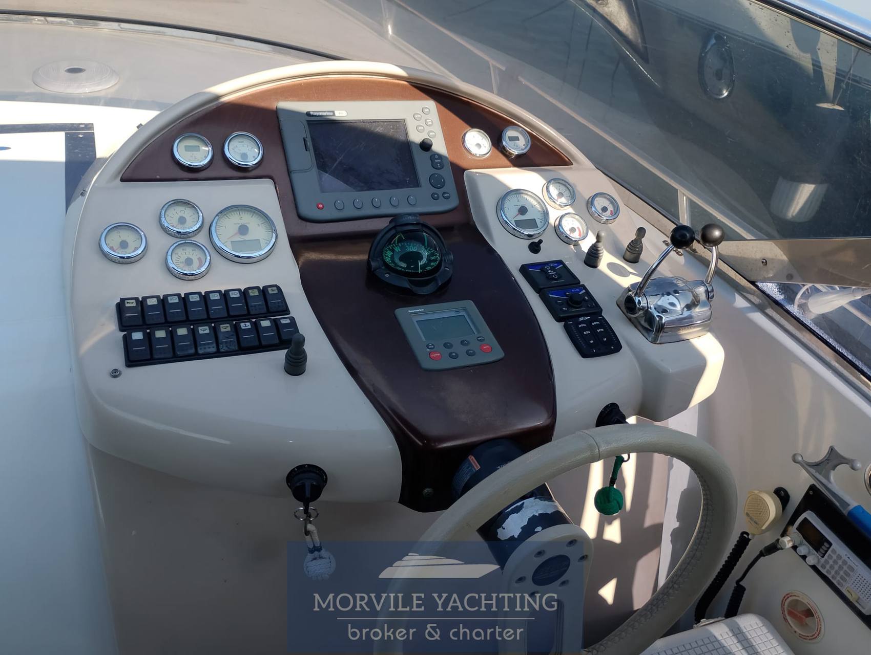 Marine yachting Mig 43 2008
