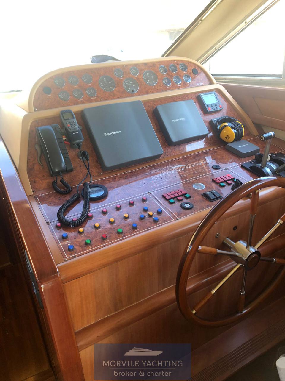 Dalla pietà Dp 56 fly Моторная лодка