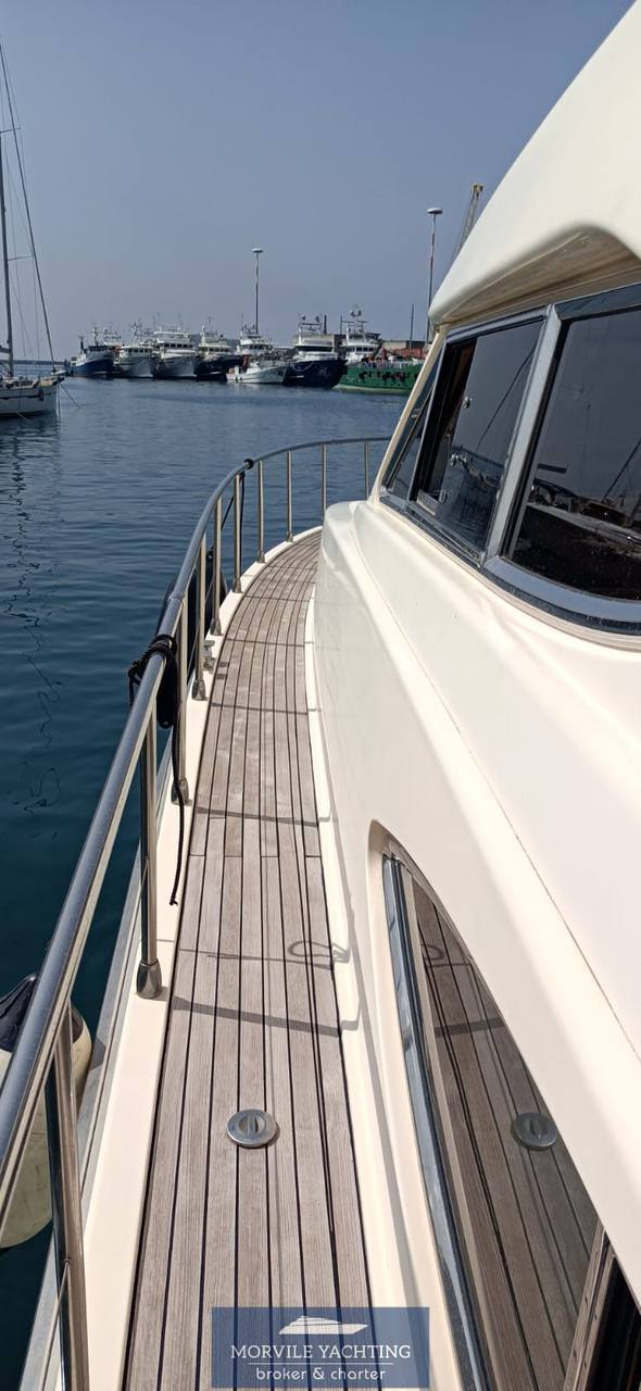 Dalla pietà Dp 56 fly bateau à moteur