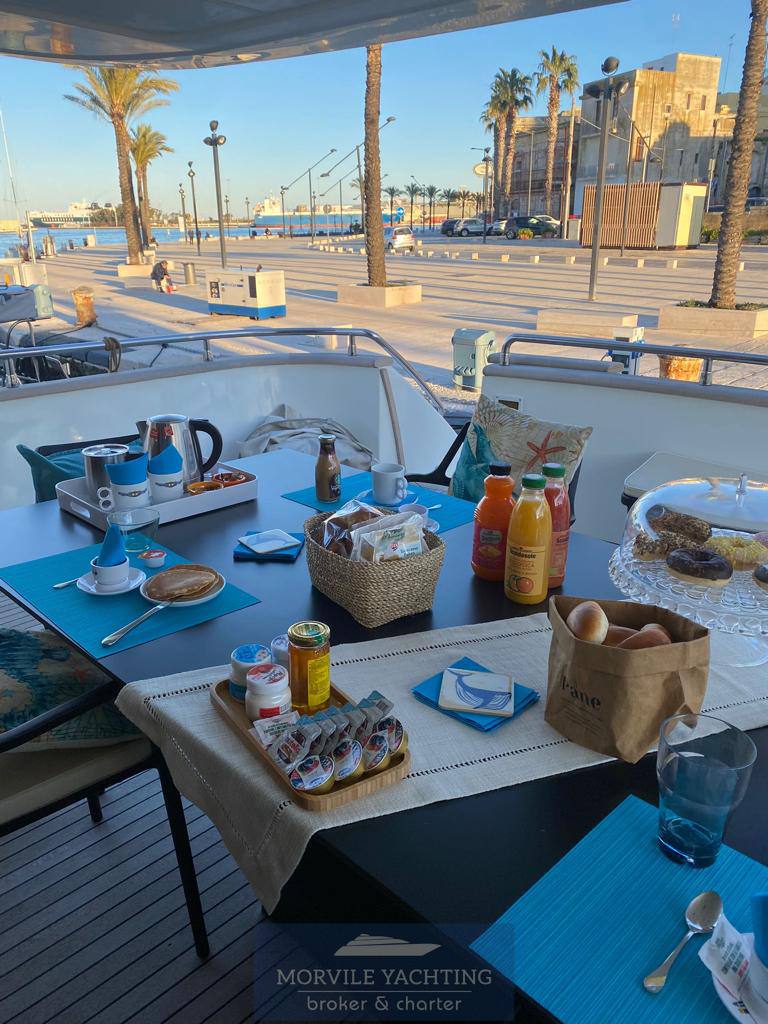 Falcon yachts Falcon 82s Iate a motor