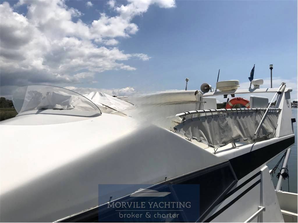 Della pasqua Dc 11s Flybridge