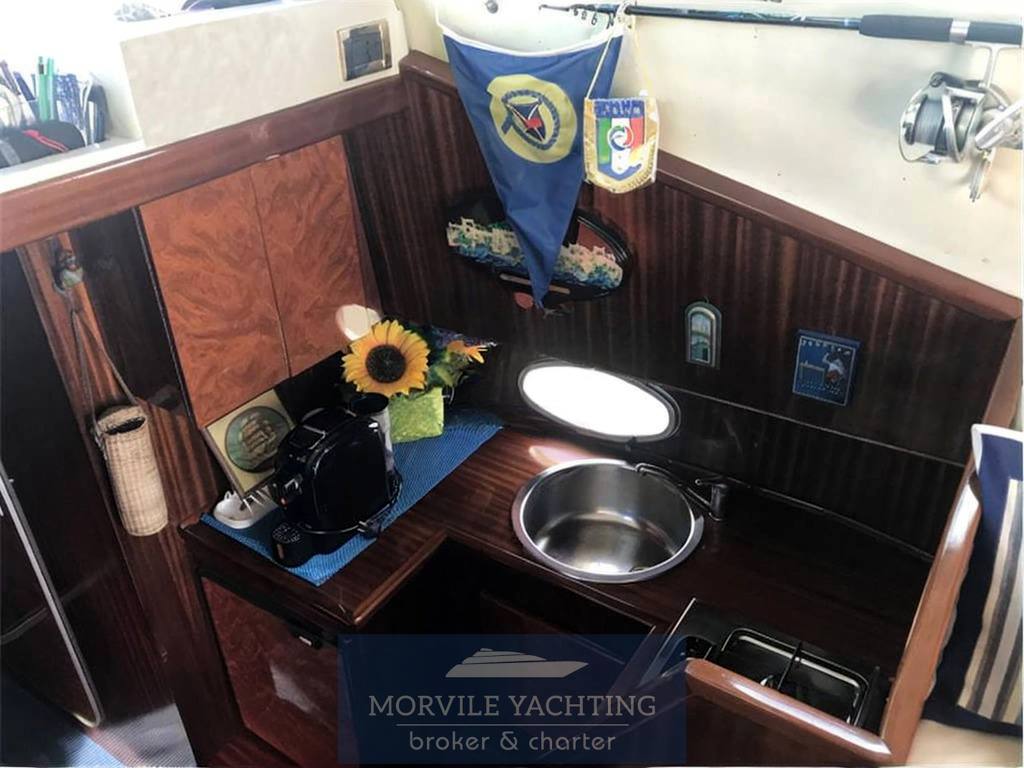 Della pasqua Dc 11s Flybridge