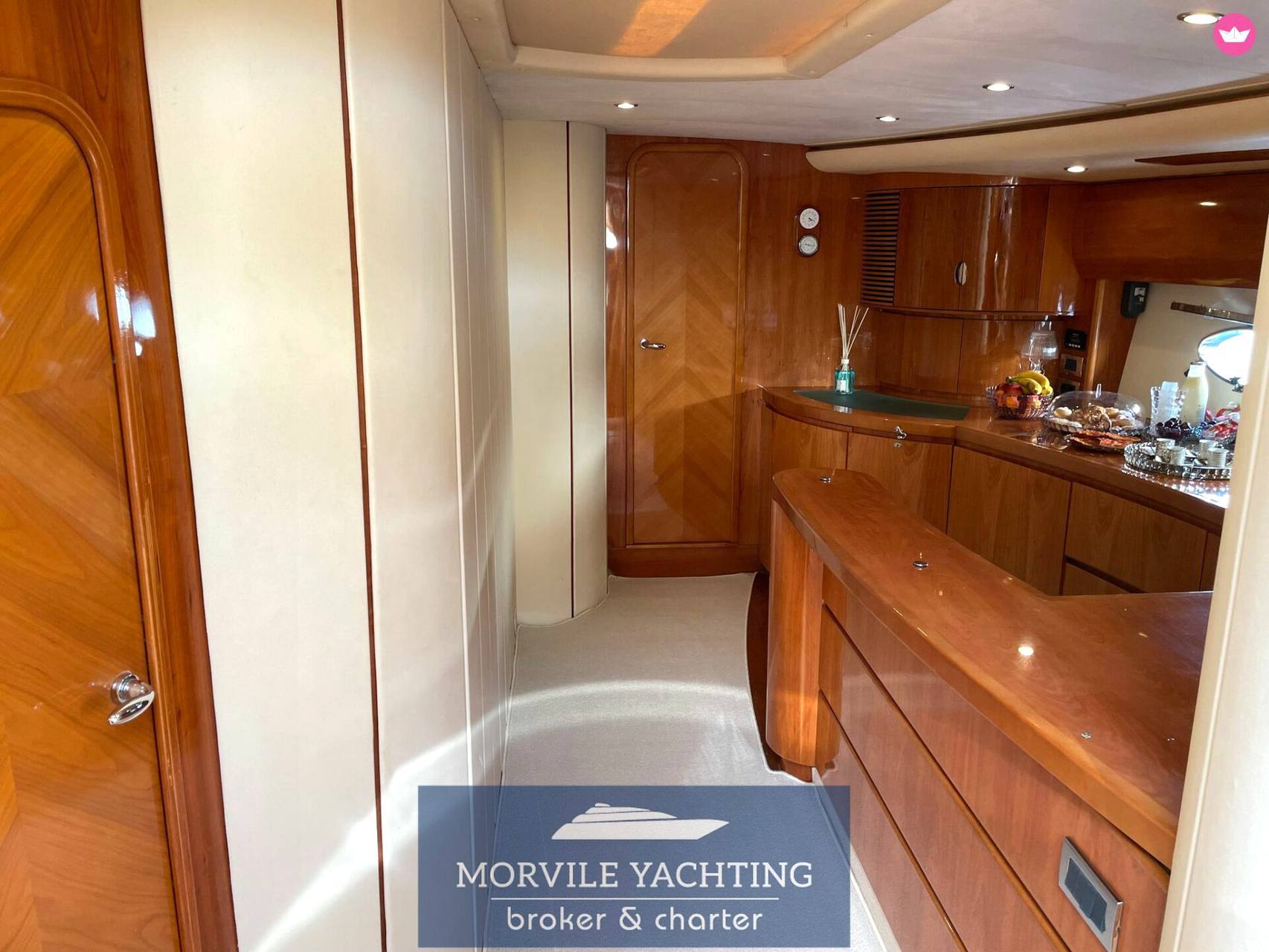 Princess V65 Toit rigide