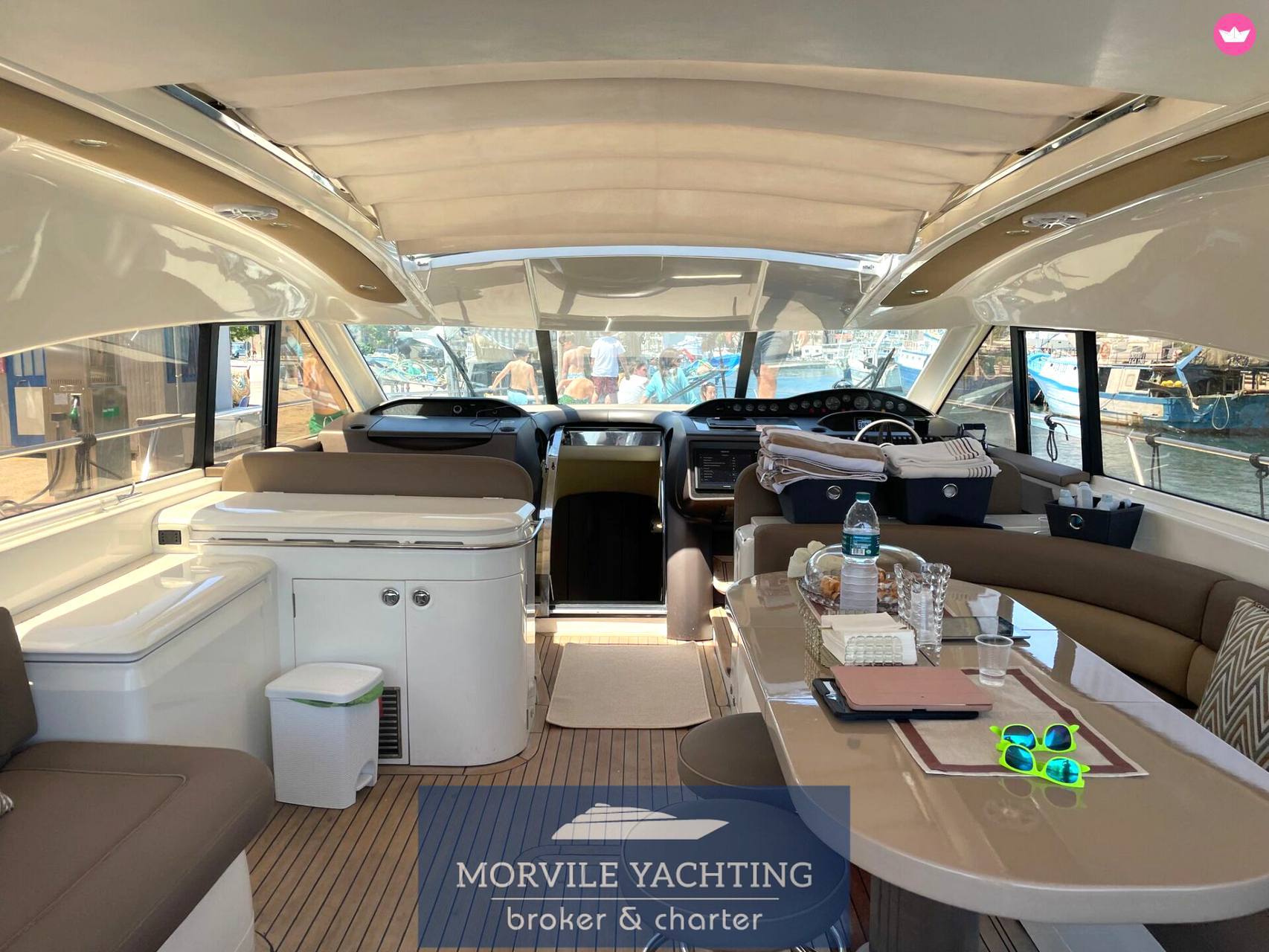 Princess V65 Toit rigide occasion