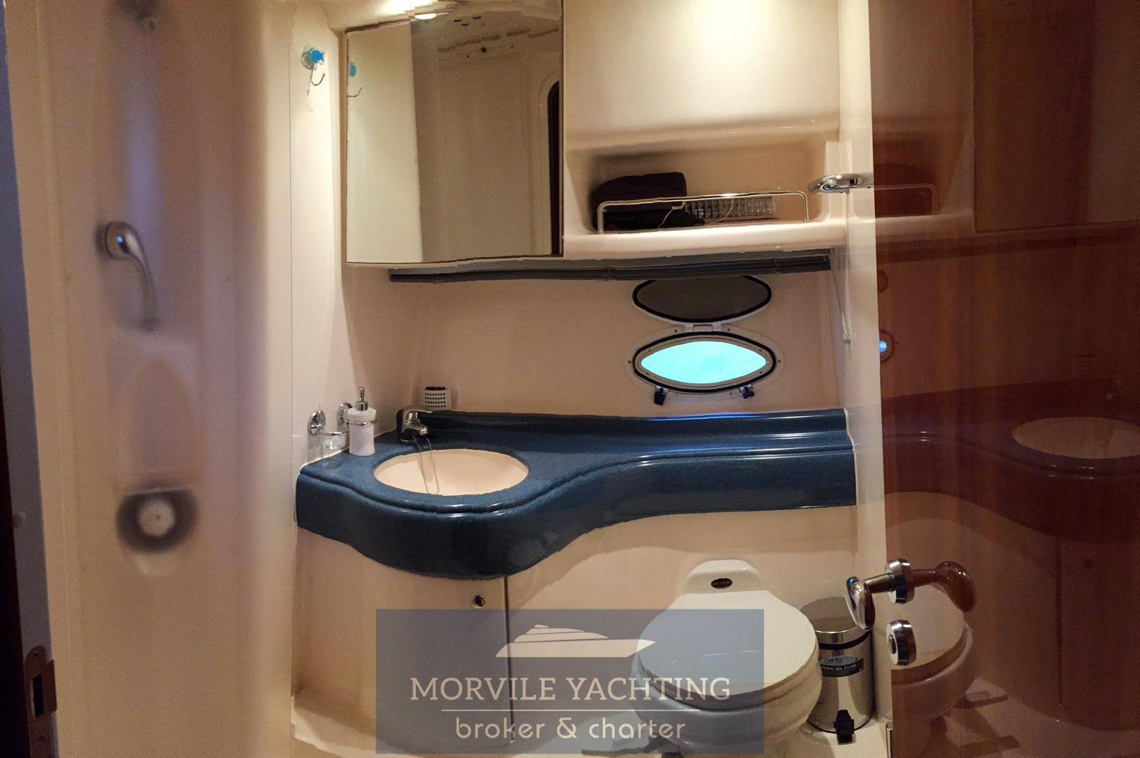 Azimut 42 fly قارب بمحرك مستعملة للبيع