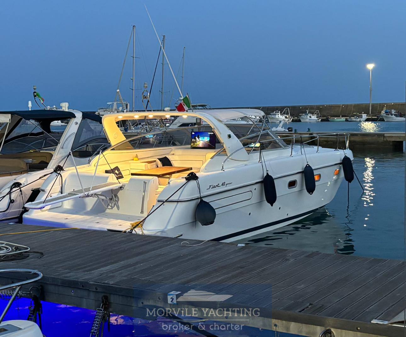 Fiart mare 40 genius Motor boat used for sale