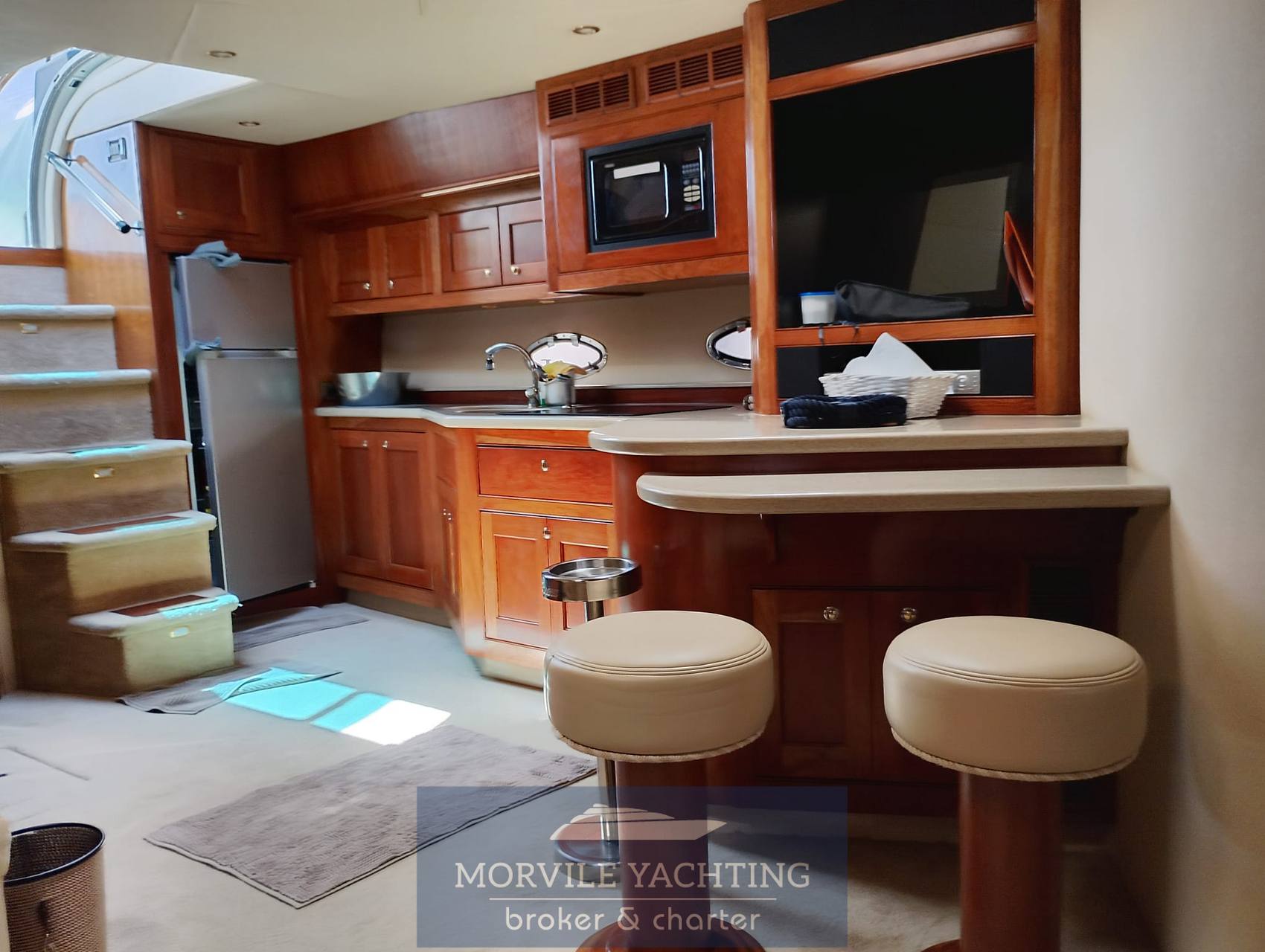 Cruisers yachts 54.70 open motor boat