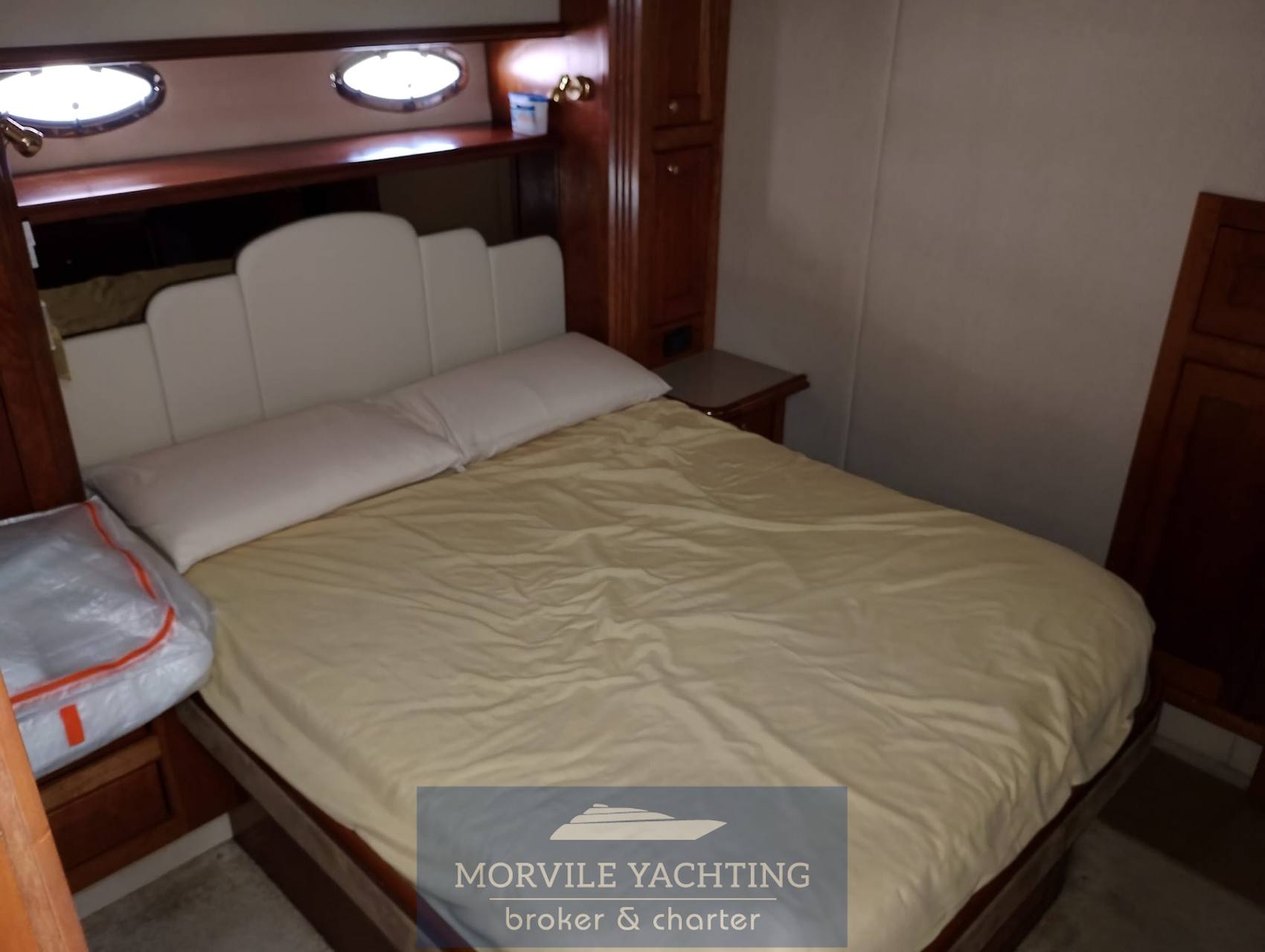 Cruisers yachts 54.70 open 