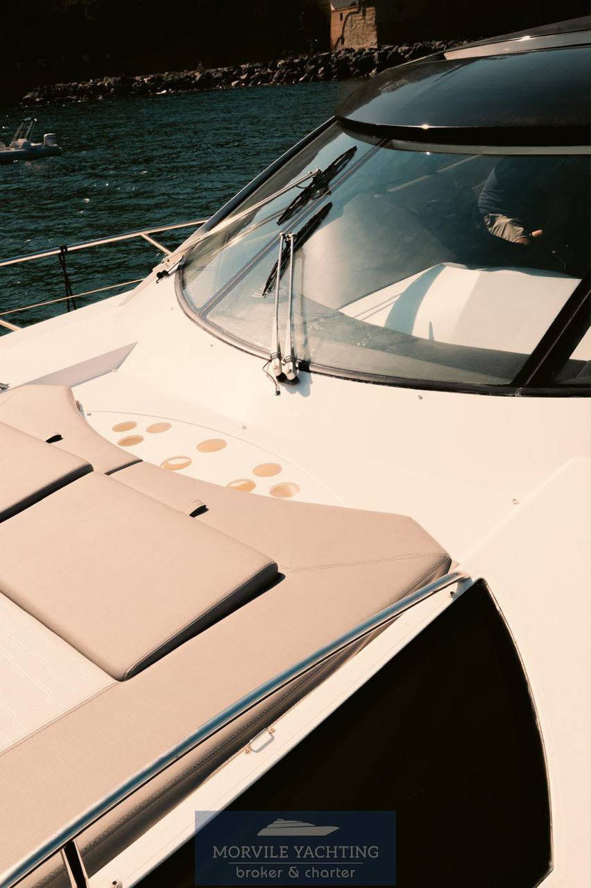 Sunseeker Predator 68 Barca a motore usata in vendita