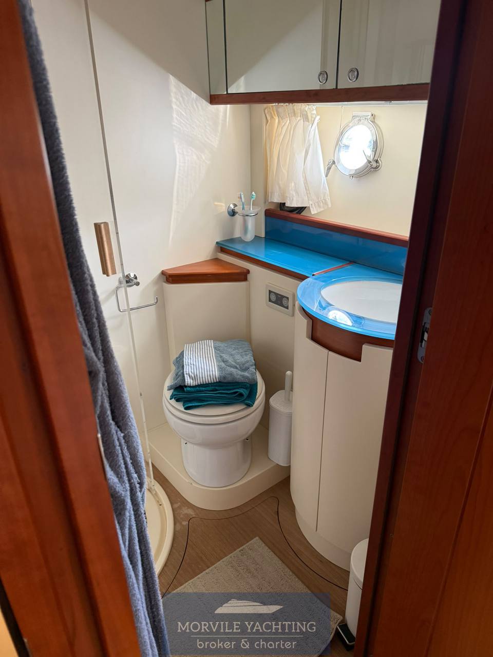 Dalla pieta' Dp 58 ht أعلى الثابت