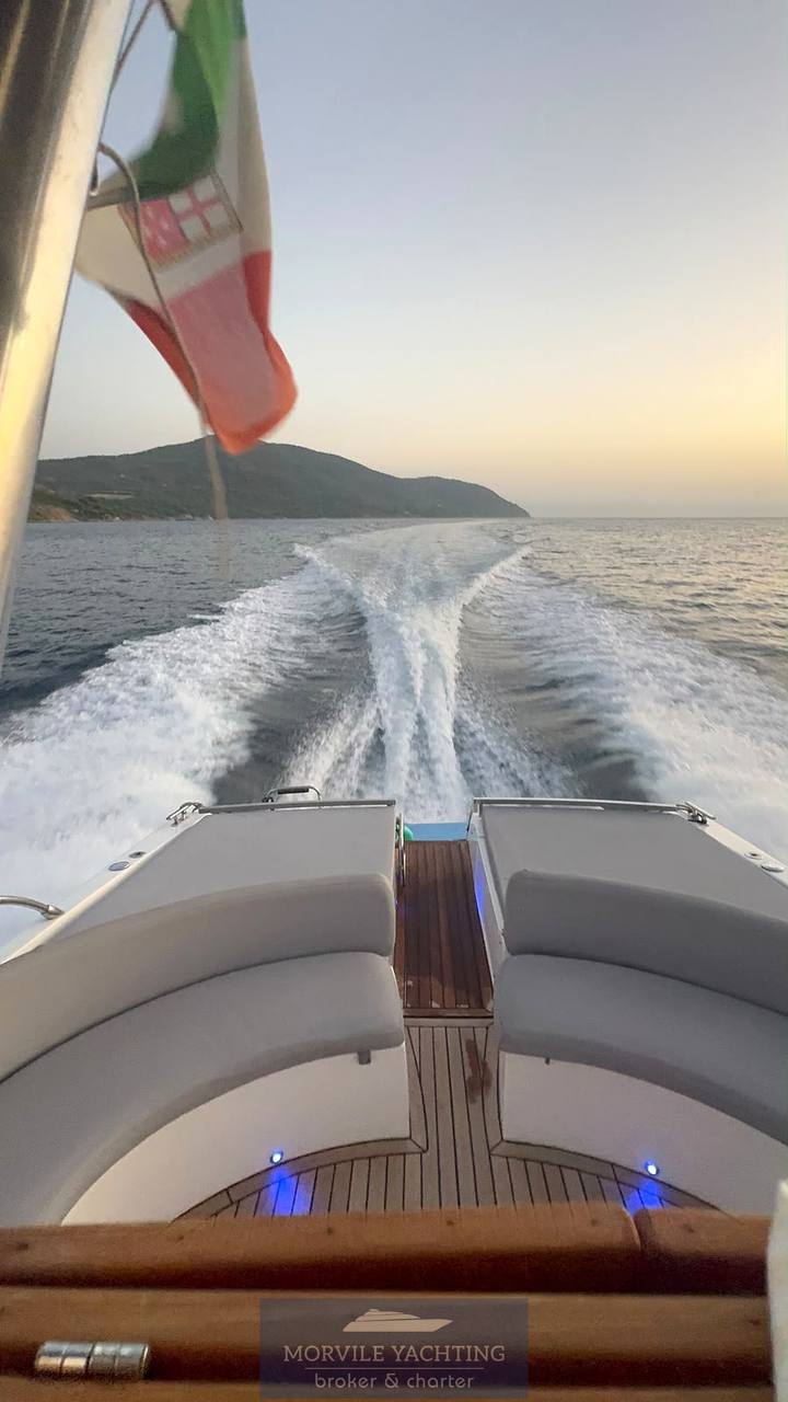 Rio yachts 40 blu Express cruiser