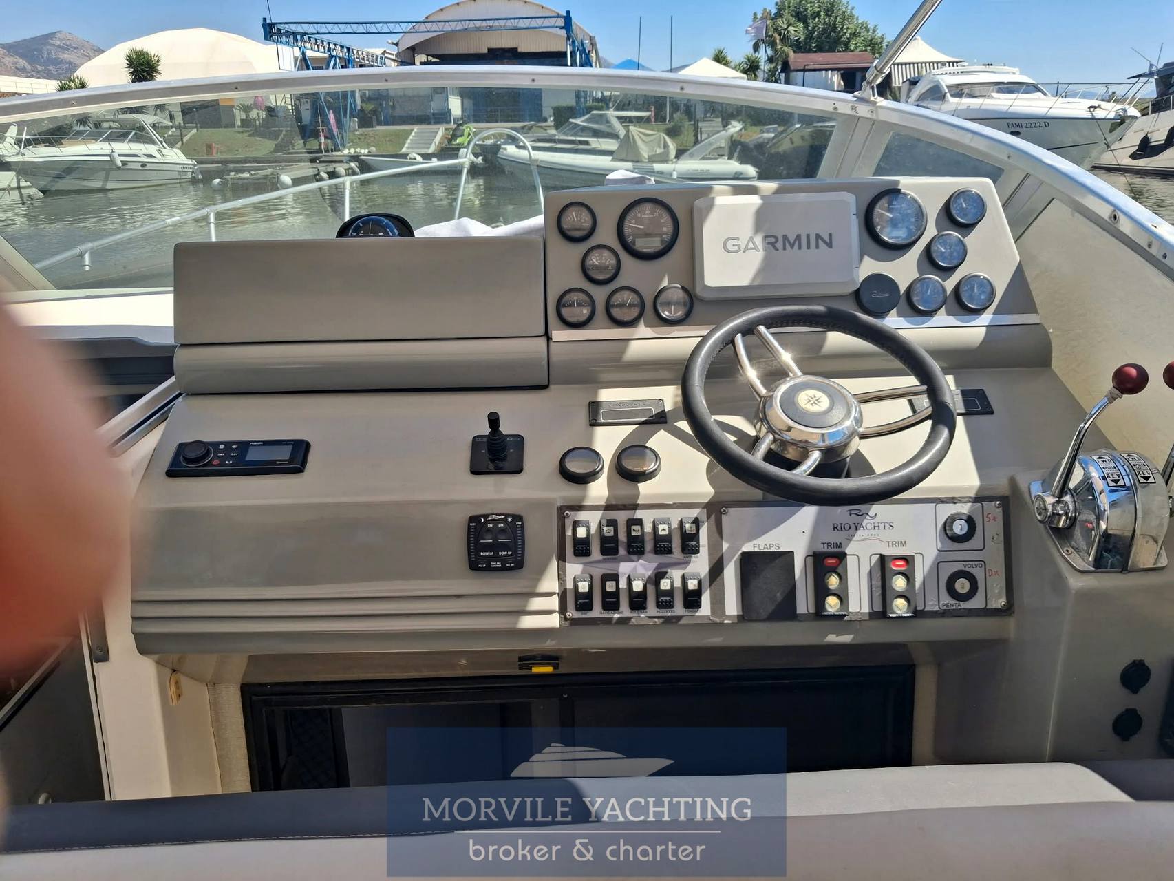 Rio yachts 900 cabin Express Cruiser