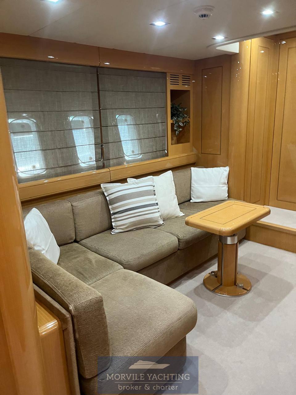Overmarine Mangusta 72 used
