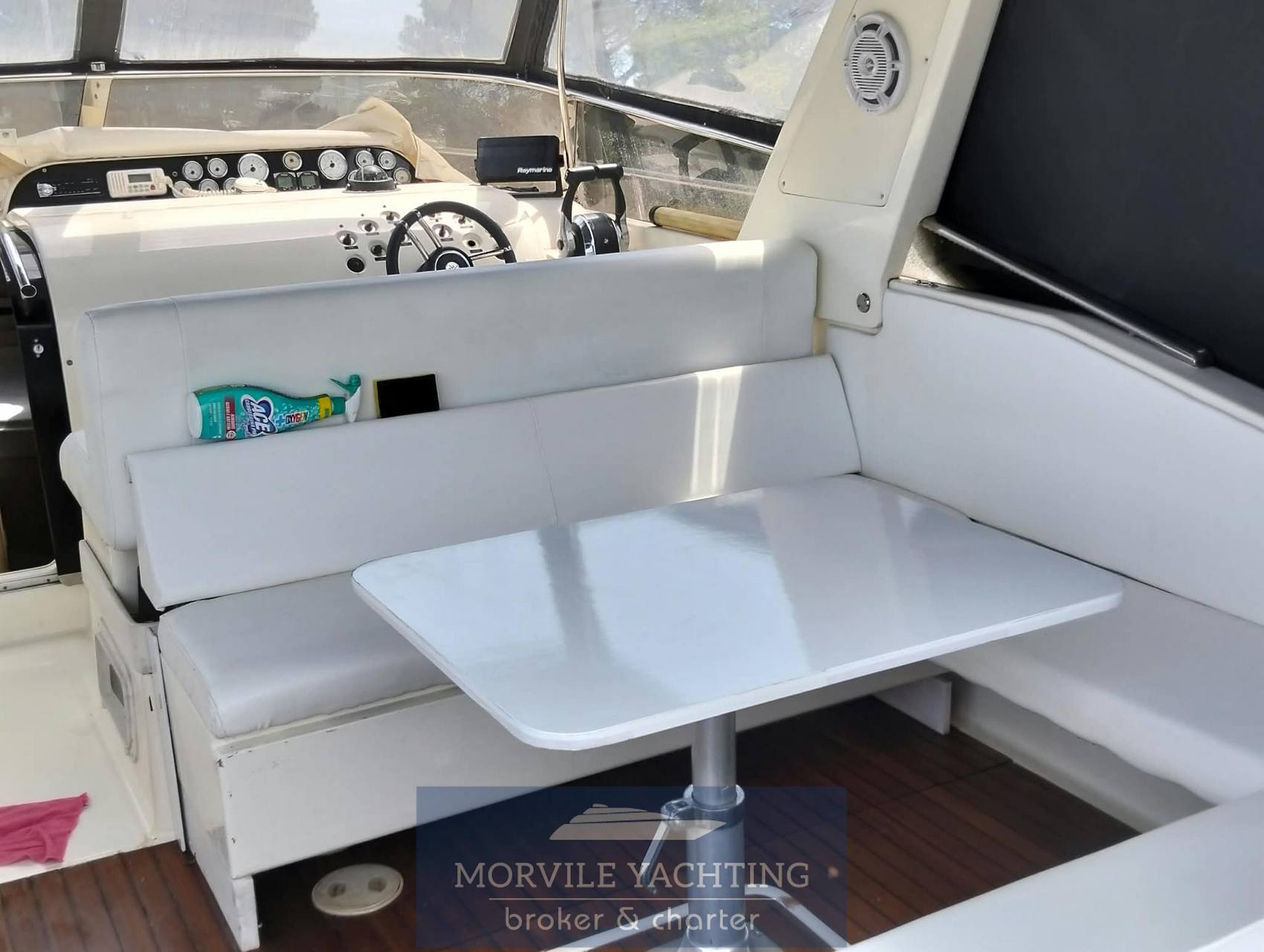 Ilver 32 thesi Express Cruiser verwendet
