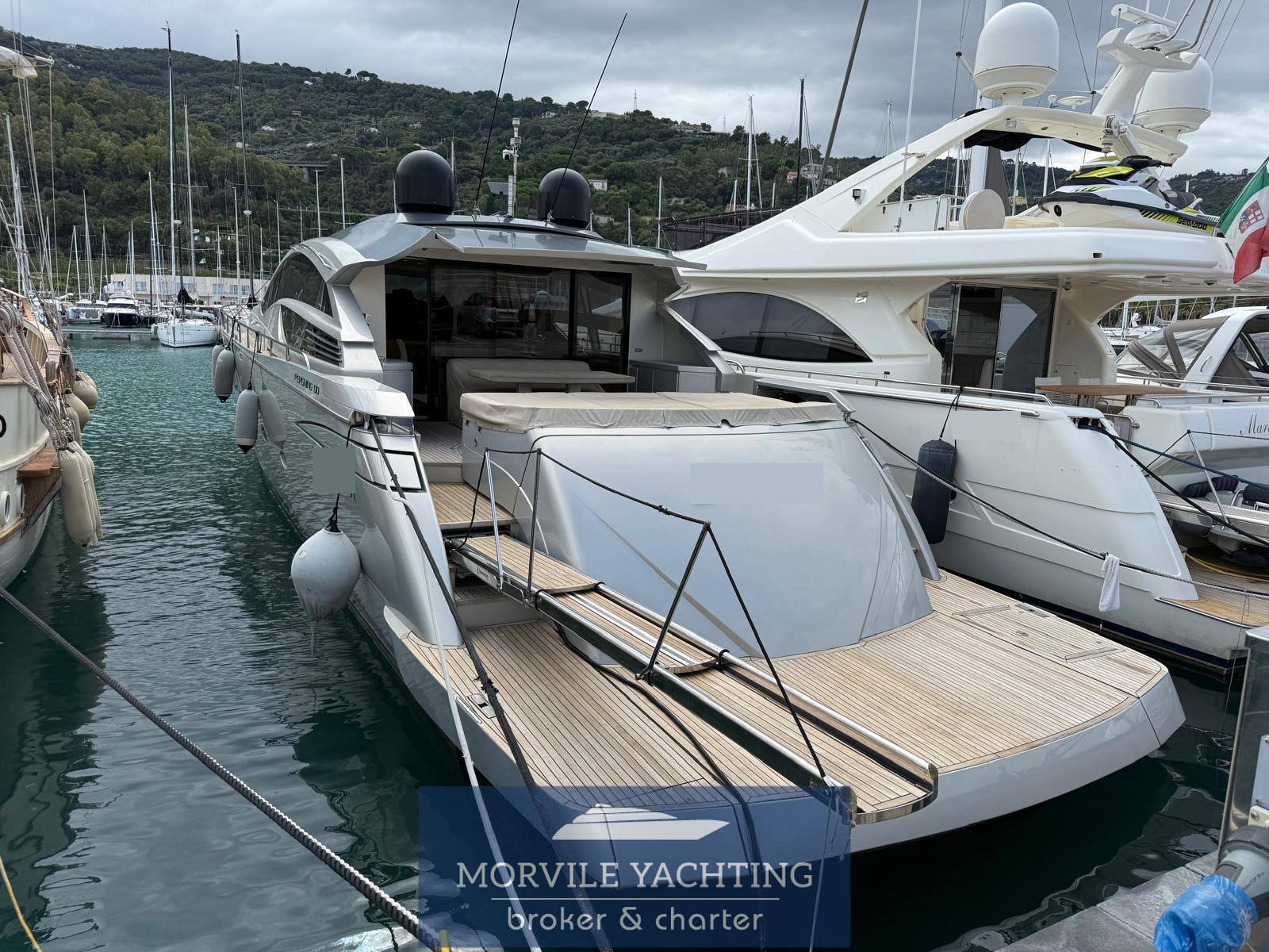 Pershing 80 