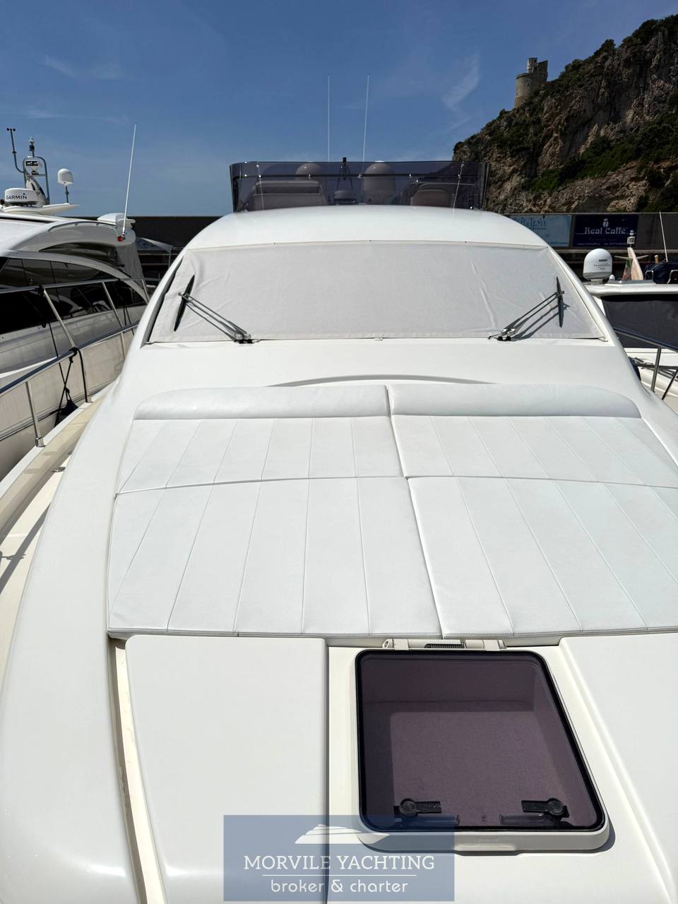 Ferretti yachts 592 قارب بمحرك الميثاق