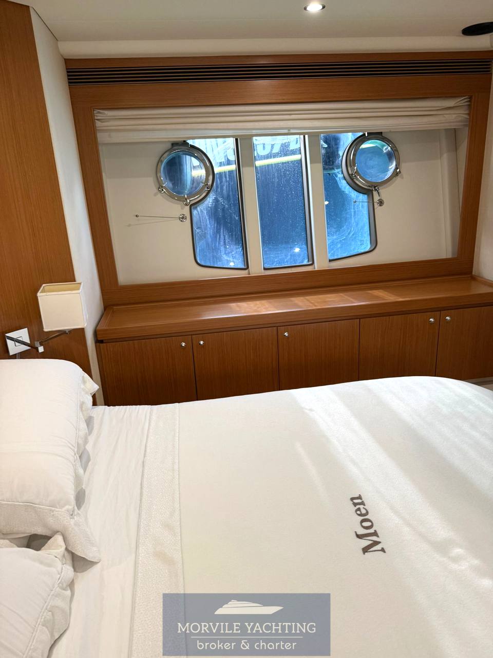 Ferretti yachts 592 فليبريدجي