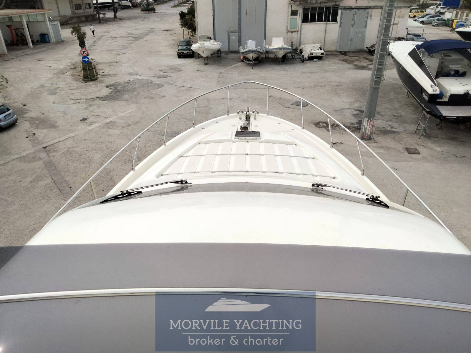 Ferretti Yachts 592 usato
