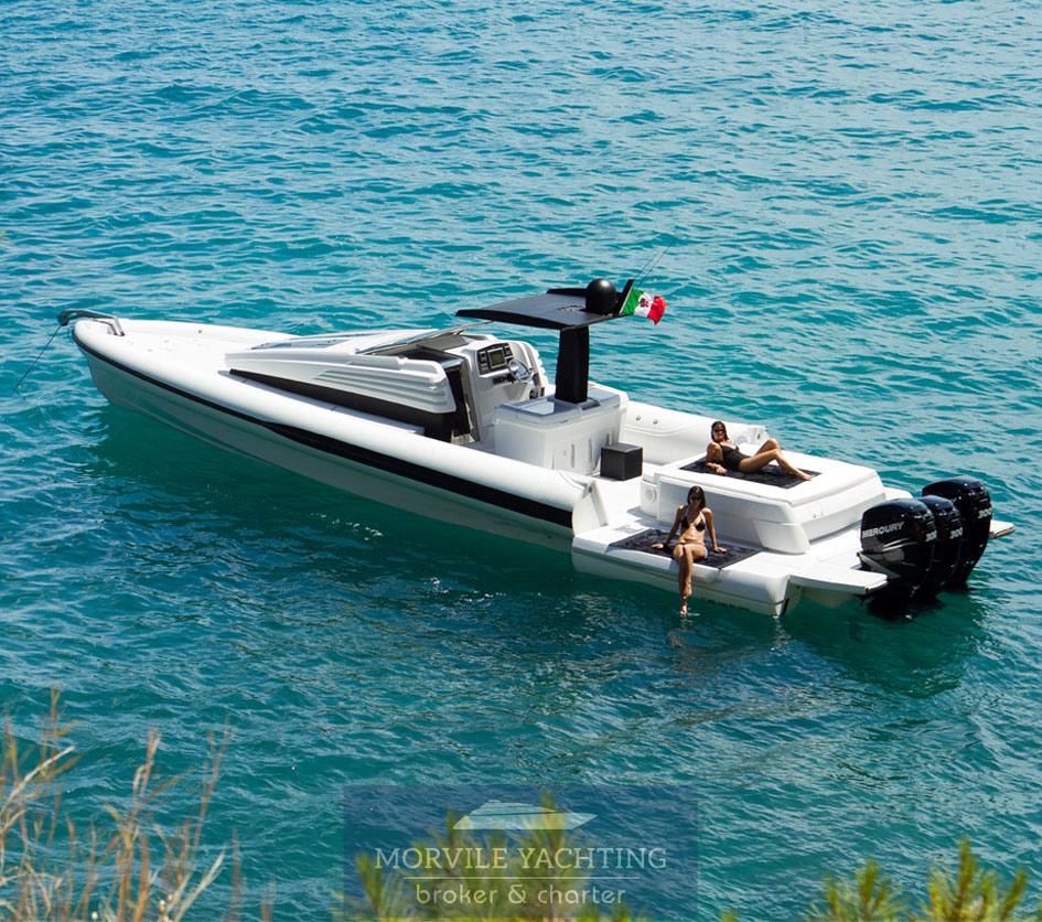 Zeta Elle 14,50 Motor boat charter