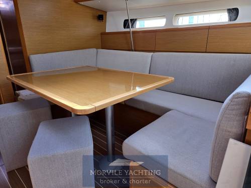 Jeanneau 439 usato - foto hero 4