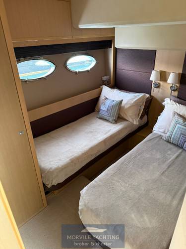 Princess V62 usato - foto hero 12
