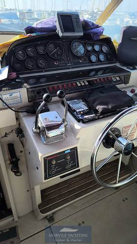 Boston whaler 31 usato - foto hero 7