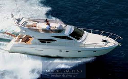 Ferretti yachts 460