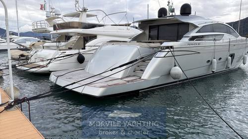 Pershing 80