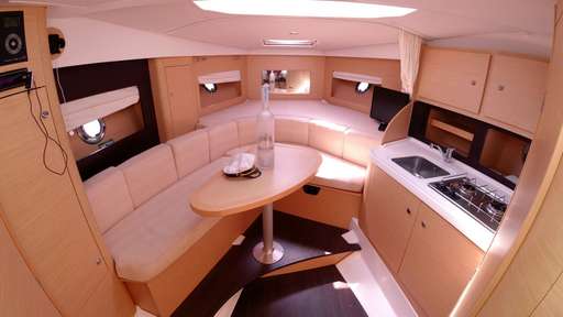 BENETEAU BENETEAU MONTECARLO 32